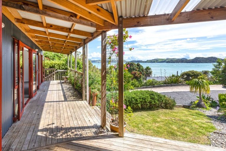 Photo of property in 75 Harbour View Road, Coromandel, 3581
