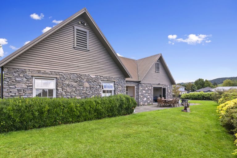 Photo of property in 48 Hamon Place, Pukehangi, Rotorua, 3015