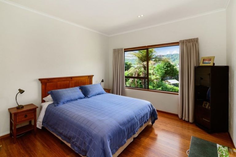 Photo of property in 5 Summit Road, Lake Okareka, Rotorua, 3076