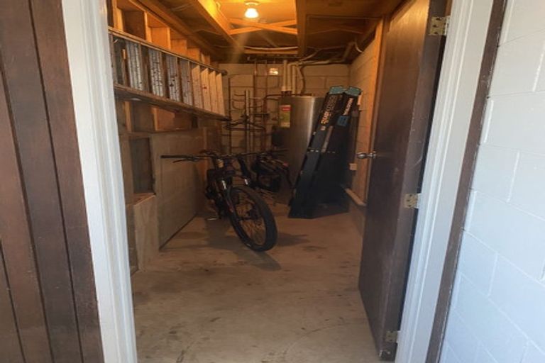 Photo of property in 22 Linklater Avenue, Bellevue, Tauranga, 3110