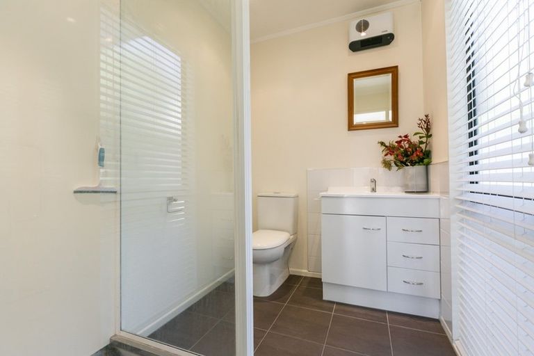 Photo of property in 9 Puflett Road, Havelock North, 4130