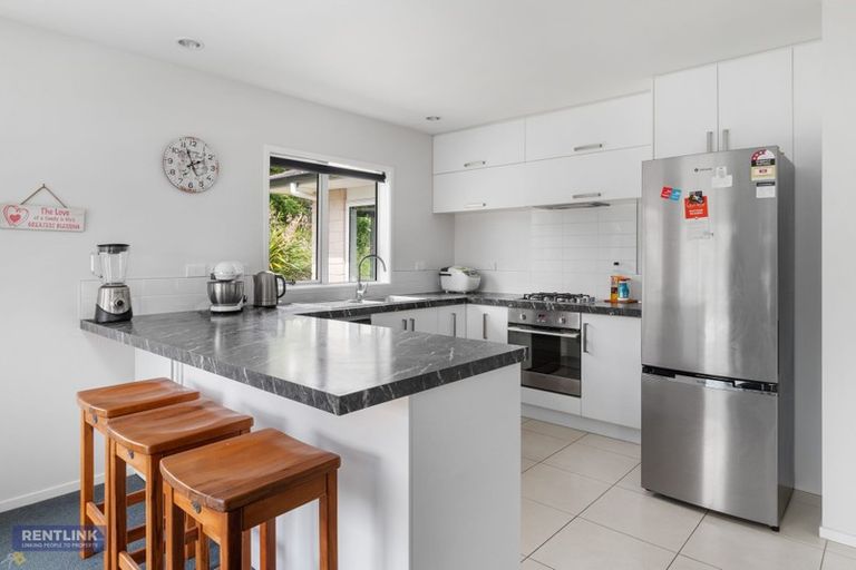 Photo of property in 15a Caldera Close, Pyes Pa, Tauranga, 3112