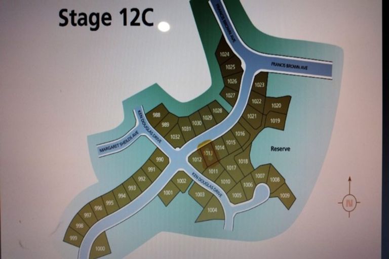 Photo of property in 21 Waitaria Terrace, Aotea, Porirua, 5024