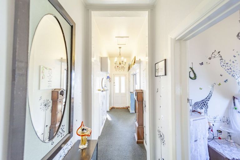 Photo of property in 51 Sydney Street, Takapau, 4203