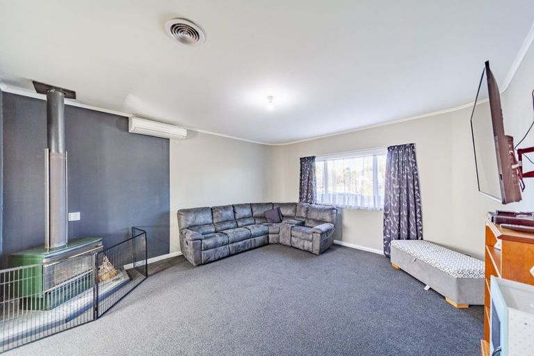 Photo of property in 10 Bibby Street, Waipawa, 4210