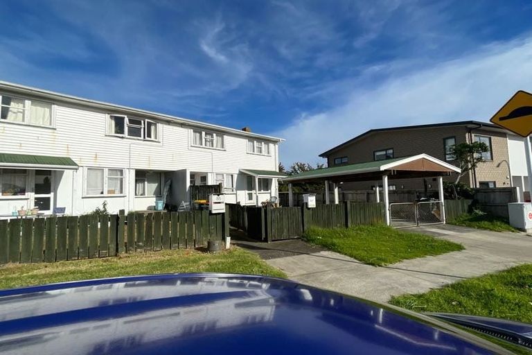 Photo of property in 85-87 Banks Street, Marfell, New Plymouth, 4310