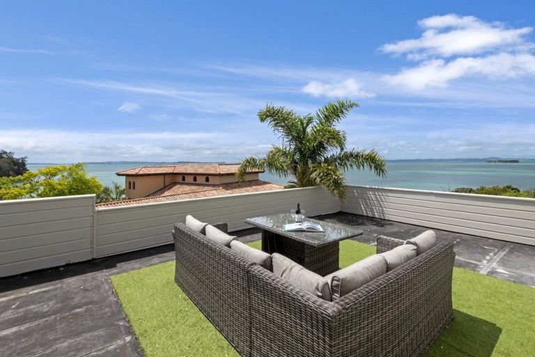 Photo of property in 20 Granger Road, Cockle Bay, Auckland, 2014