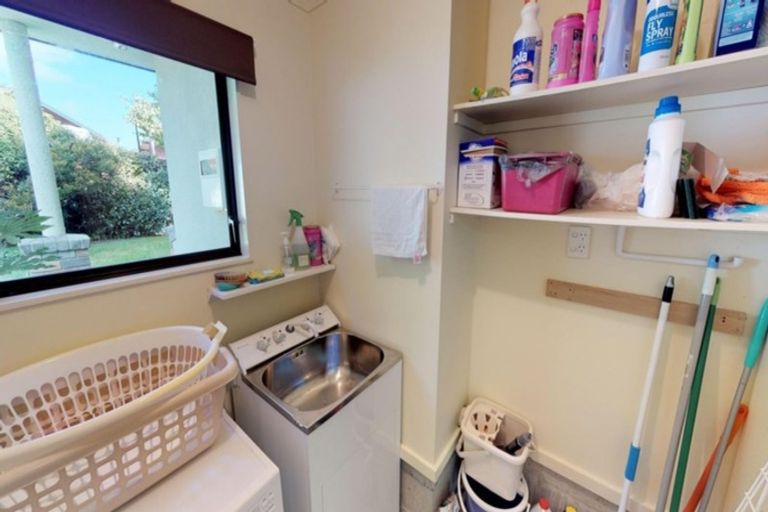 Photo of property in 6 Hillcrest Lane, Levin, 5510