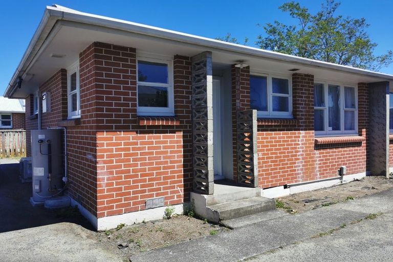 Photo of property in 1/548 Fergusson Drive, Trentham, Upper Hutt, 5018