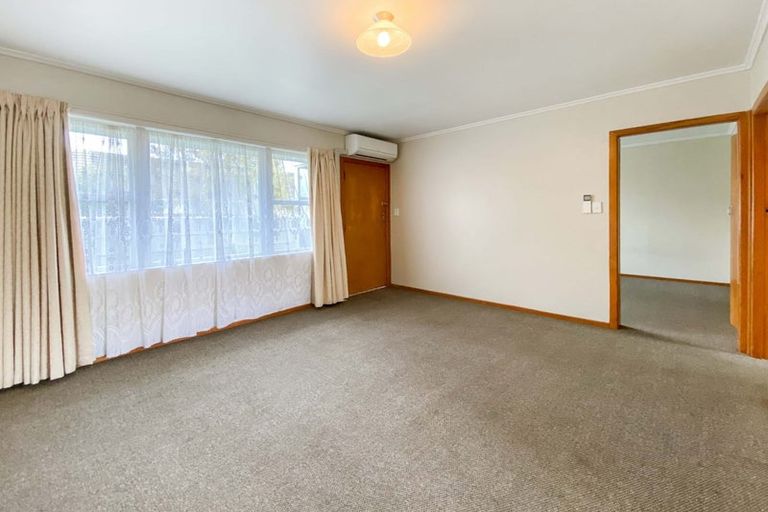 Photo of property in 1/3 Camp Street, Silverstream, Upper Hutt, 5019