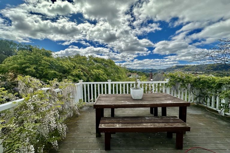 Photo of property in 14 Drivers Road, Maori Hill, Dunedin, 9010