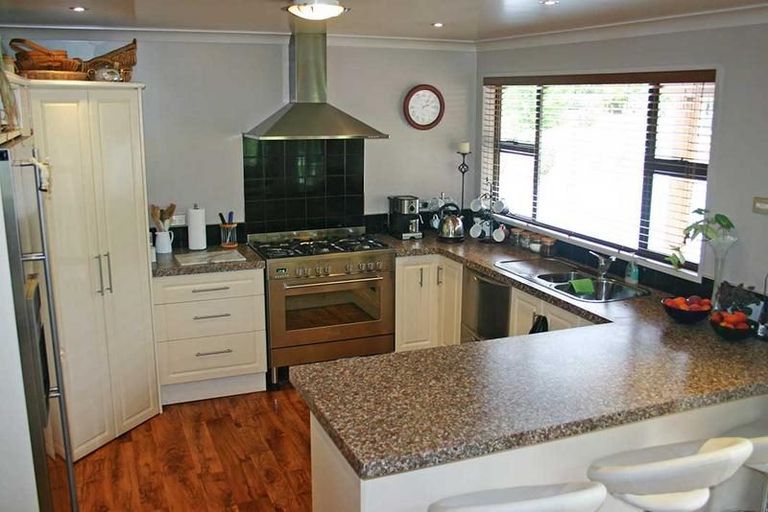 Photo of property in 1 Brown Road, Lawrence, 9593