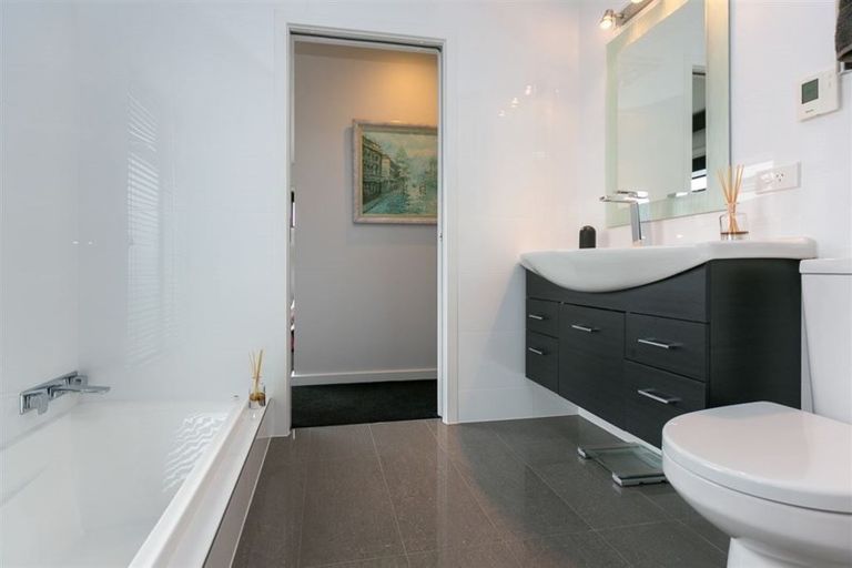 Photo of property in 10 Jules Crescent, Bell Block, New Plymouth, 4312