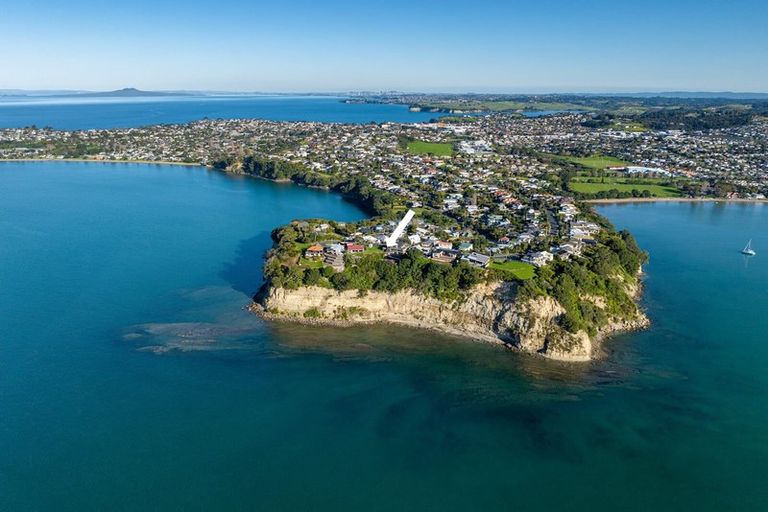 Photo of property in 90 Ardern Avenue, Stanmore Bay, Whangaparaoa, 0932