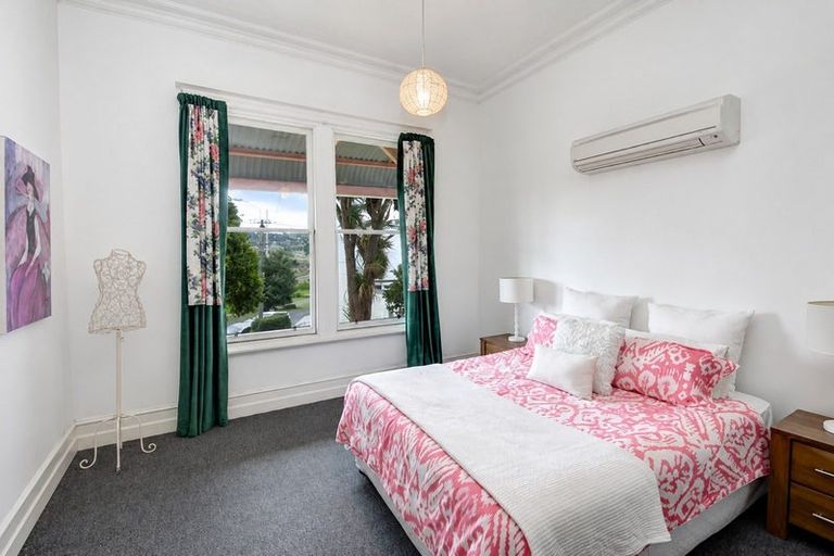 Photo of property in 56 South Road, The Glen, Dunedin, 9011