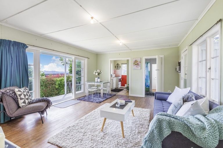 Photo of property in 14 Monyash Road, Manly, Whangaparaoa, 0930