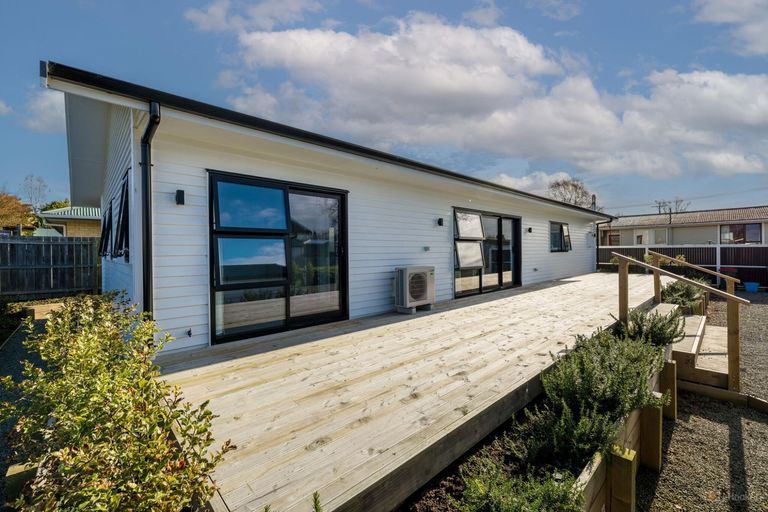 Photo of property in 11 Exeter Street, Waimate, 7924