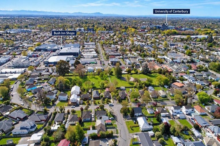 Photo of property in 22 Renfrew Street, Upper Riccarton, Christchurch, 8041