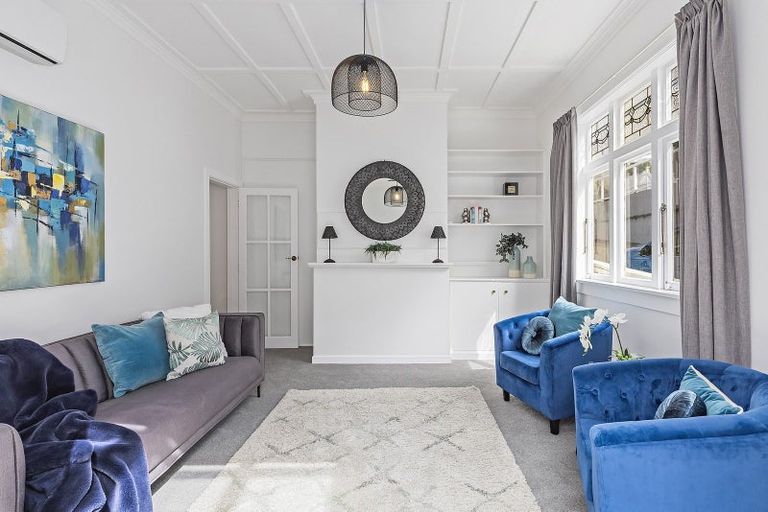 Photo of property in 18 Newman Terrace, Thorndon, Wellington, 6011