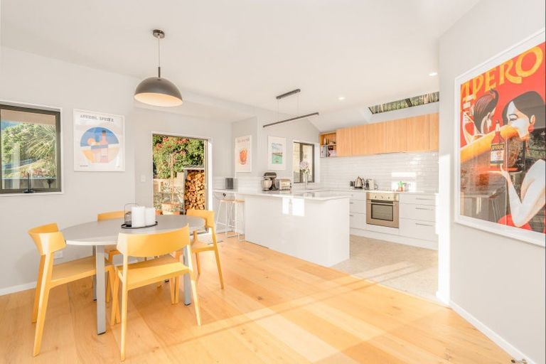 Photo of property in 30 Gilmour Terrace, Lyttelton, 8082