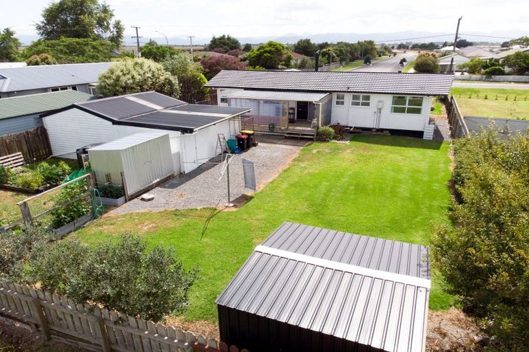 Photo of property in 71 Pipiroa Road, Ngatea, 3503