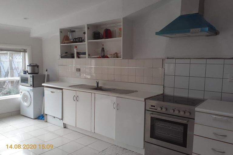 Photo of property in 6-10 Mudges Terrace, Newtown, Wellington, 6021