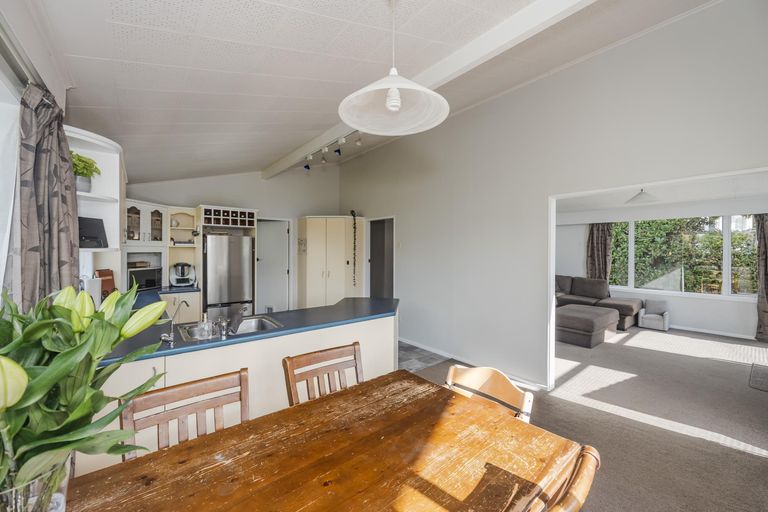 Photo of property in 128 Perth Street, Holmes Hill, Oamaru, 9401