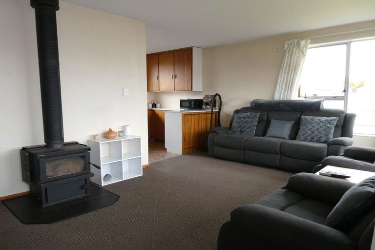 Photo of property in 2 Howitt Place, Hokitika, 7810