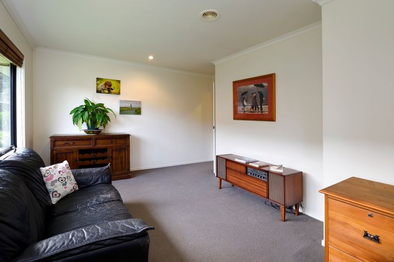 Photo of property in 32 Hollyman Road, Hira, Nelson, 7071
