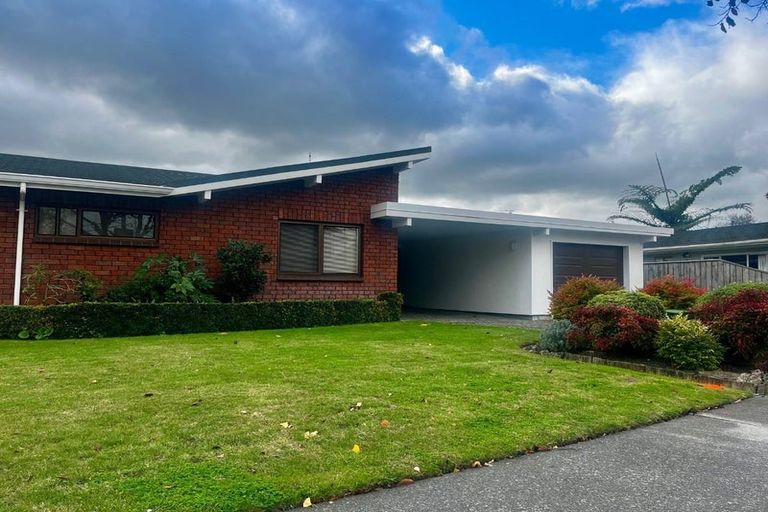 Photo of property in 1/30 Ngarimu Crescent, Taradale, Napier, 4112