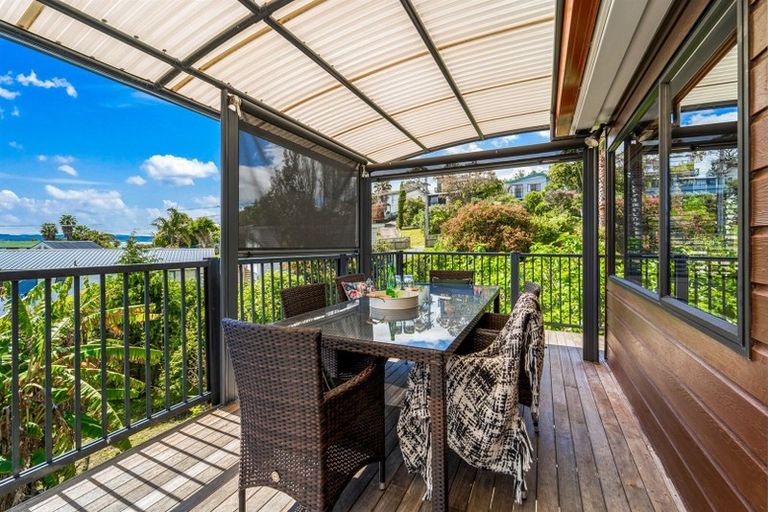 Photo of property in 118 Stanmore Bay Road, Stanmore Bay, Whangaparaoa, 0932