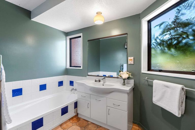 Photo of property in 32 Rearsby Drive, Halswell, Christchurch, 8025