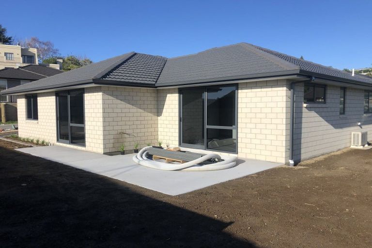 Photo of property in 6 Albatross Lane, Welcome Bay, Tauranga, 3112