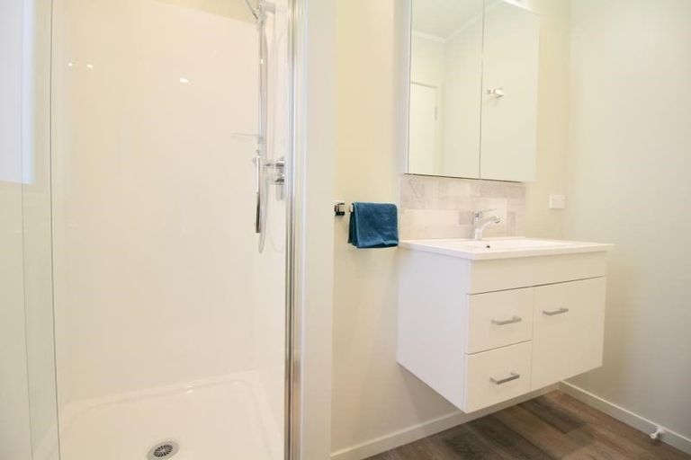 Photo of property in 808a Beach Road, Browns Bay, Auckland, 0630