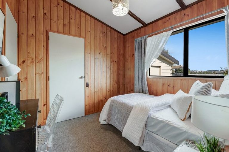 Photo of property in 57 Maygrove Drive, Orewa, 0931