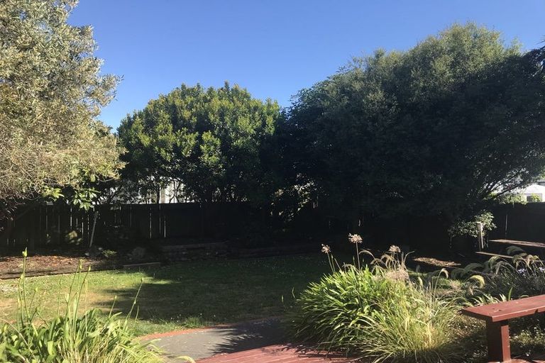 Photo of property in 267 Riverside Drive, Waterloo, Lower Hutt, 5011