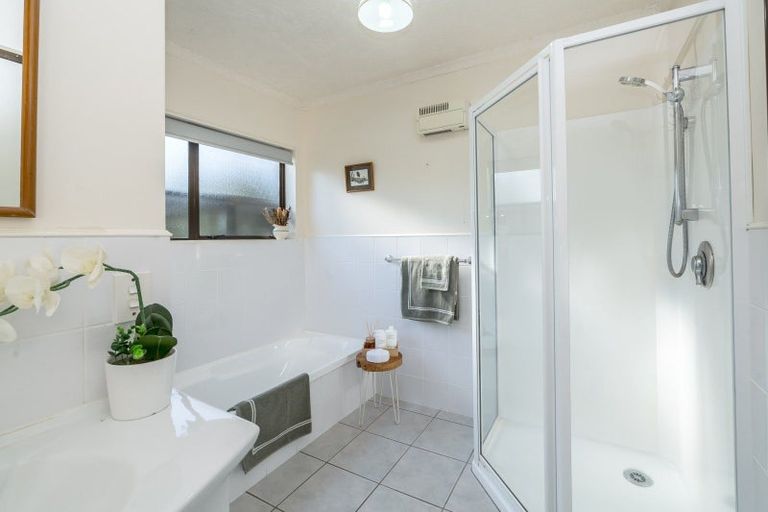 Photo of property in 175 Lincoln Road, Carterton, 5713