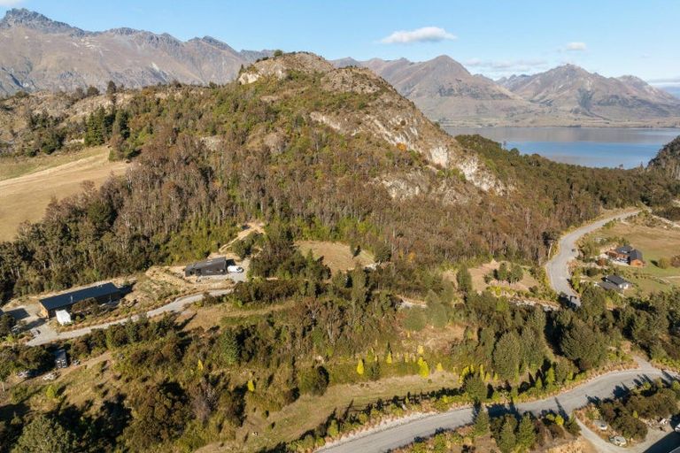 Photo of property in 9 Haast Eagle Road, Mount Creighton, 9371