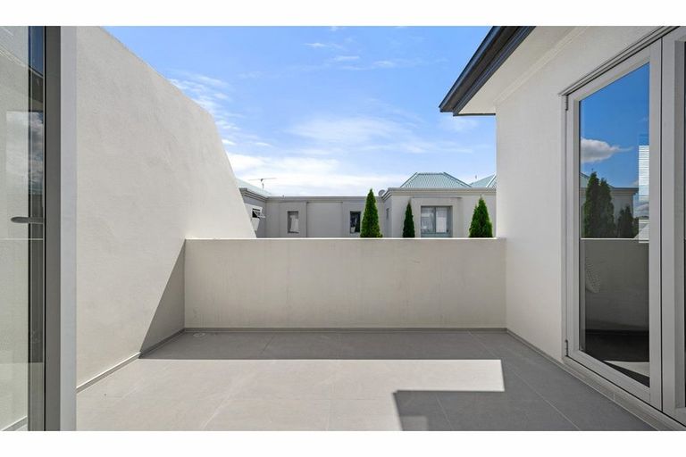 Photo of property in 164a Strickland Street, Sydenham, Christchurch, 8023