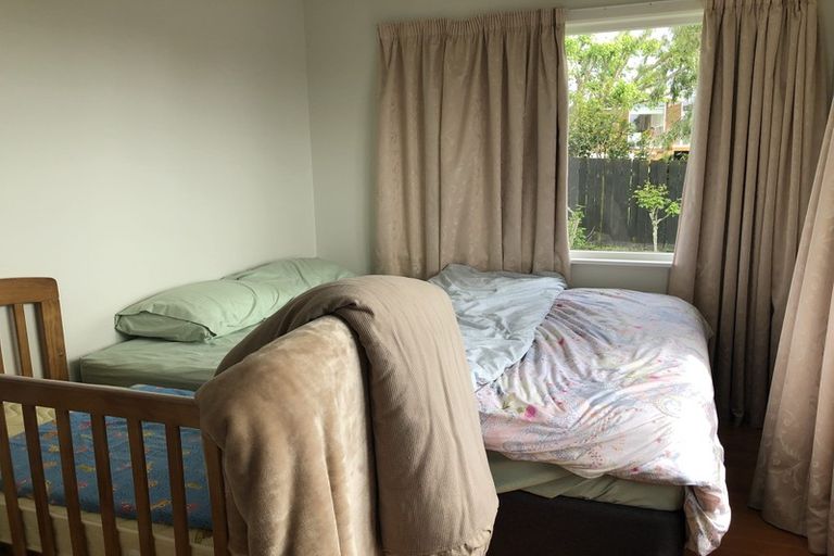 Photo of property in 4 La Trobe Street, Pakuranga Heights, Auckland, 2010