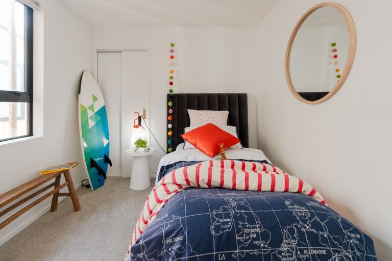 Photo of property in 16b Inglis Street, Seatoun, Wellington, 6022