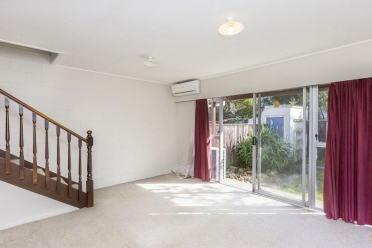 Photo of property in 8a Tawai Street, Trentham, Upper Hutt, 5018