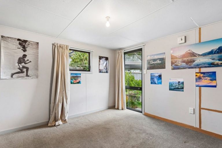 Photo of property in 6 Manor Place, Bryndwr, Christchurch, 8053