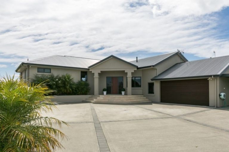 Photo of property in 87 Ferry Road, Clive, 4102