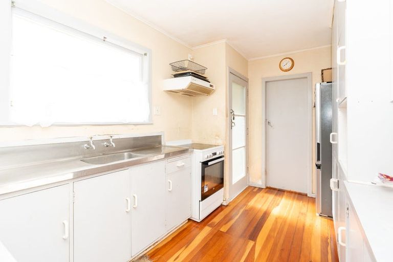 Photo of property in 48 Mears Road, St Andrews, Hamilton, 3200