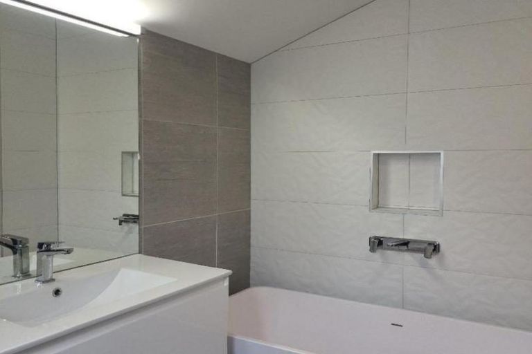 Photo of property in 161 Molesworth Street, New Plymouth, 4312