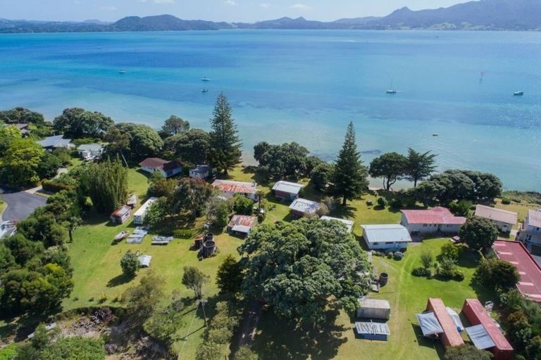 Photo of property in 156 One Tree Point Road, One Tree Point, 0118