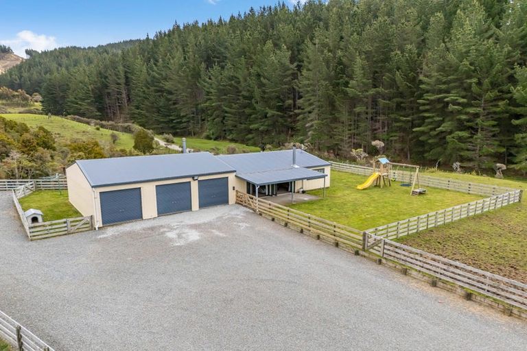 Photo of property in Woodhill Park, 148 Kakariki Way, Whitemans Valley, Upper Hutt, 5371