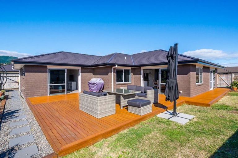 Photo of property in 5 Pearson Place, Paraparaumu, 5032