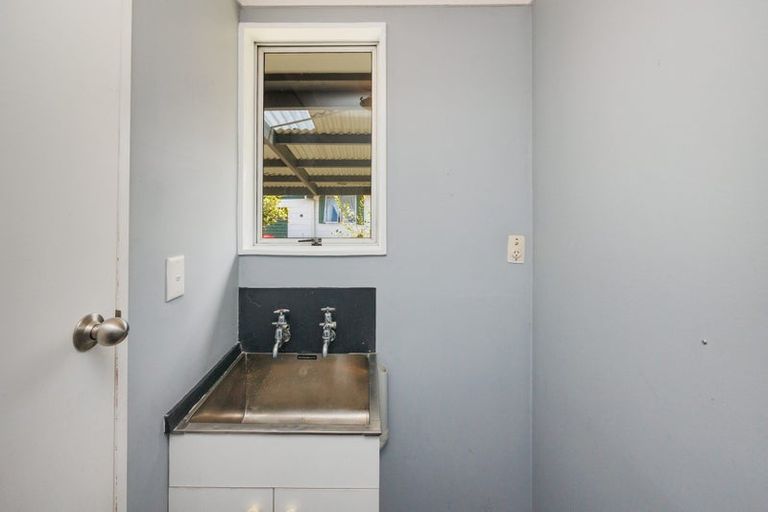 Photo of property in 10 Custom Street, Ashhurst, 4810